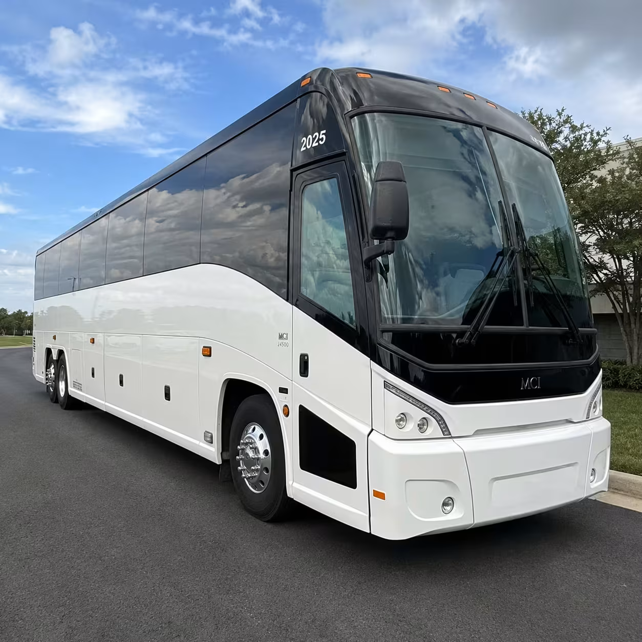 long beach convention center shuttle rentals for conferences