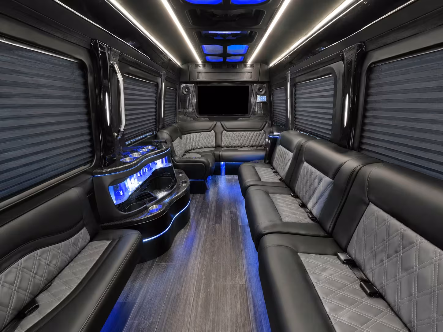 long beach employee shuttle buses for any route and headcount