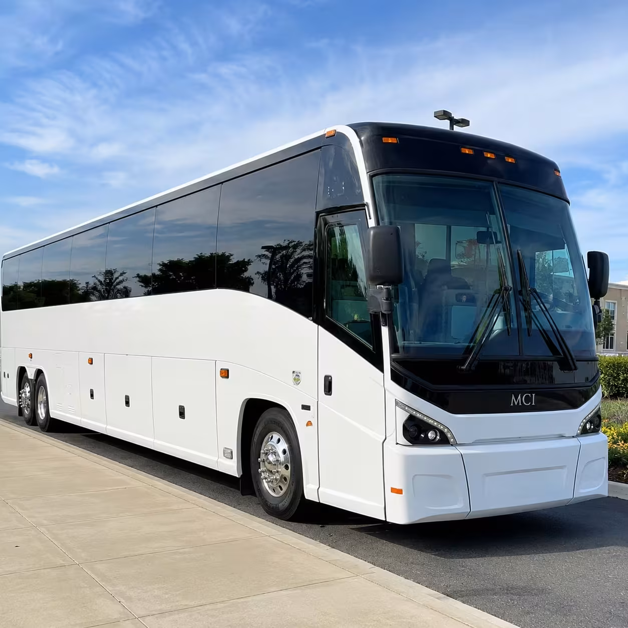 long beach party buses for queen mary and shoreline events