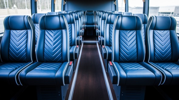 long beach 20 passenger minibus rental